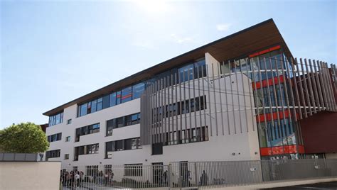 collège et lycée saint pierre chanel thionville|Présentation des collège et lycée Saint.